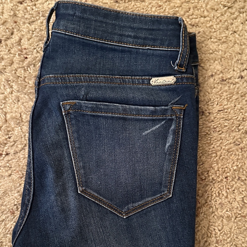 Kancan jeans from the buckle 27